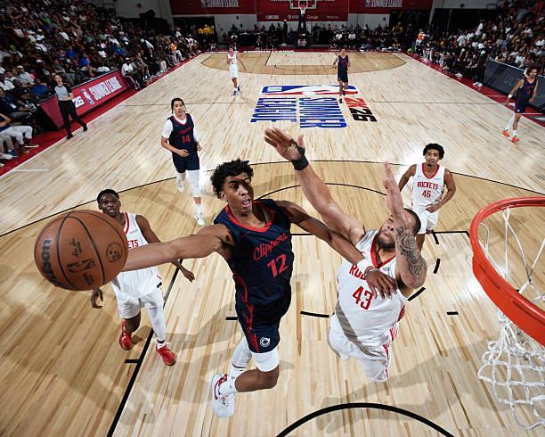 攻防两端都有输出！快船后场新星在能力上取得了不小的进步？